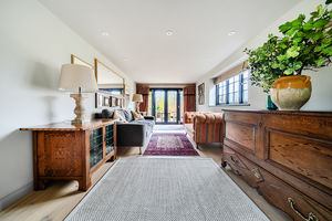 Photo 8- click for photo gallery